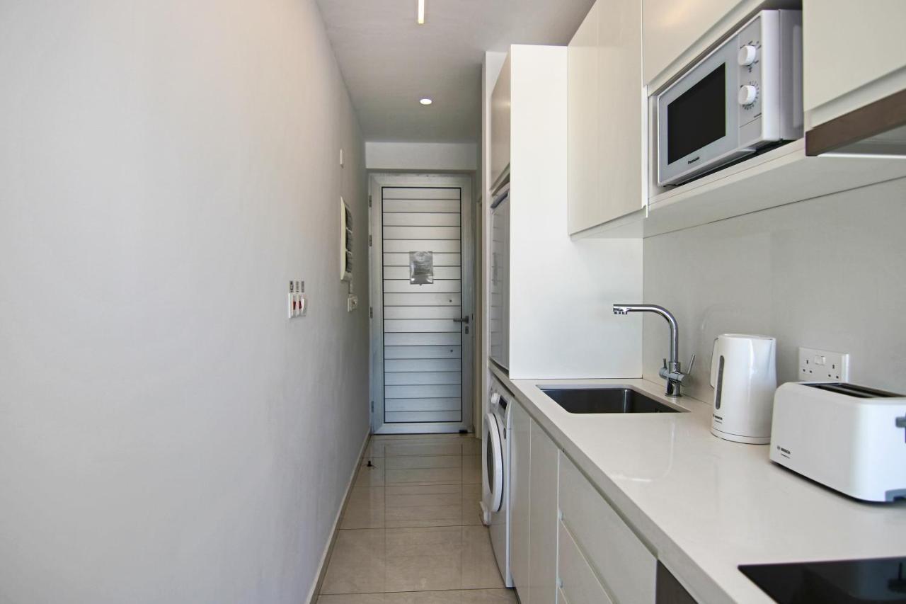 Phaedrus Living - Seaside Luxury Flat Harbour 103 Apartment Paphos Exterior photo